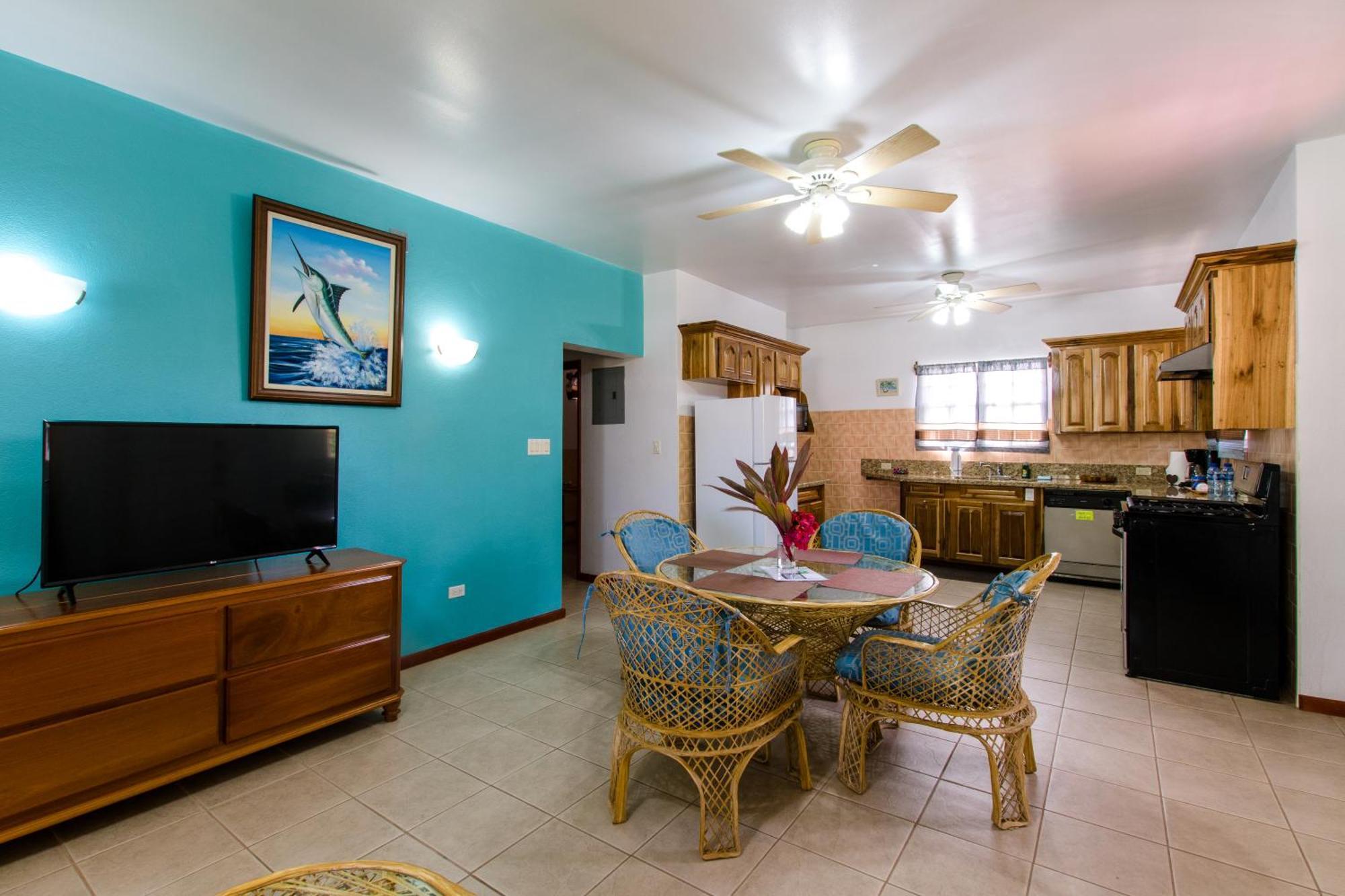 Miramar Suites Placencia Zimmer foto